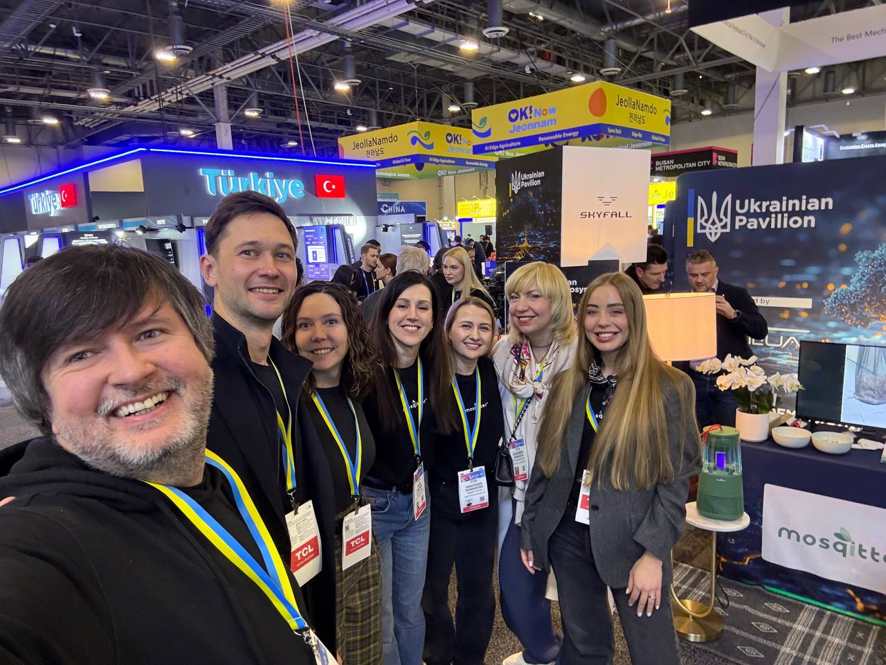 Day two of the Ukrainian Pavilion at CES 2025: sustainability, innovation, and global support